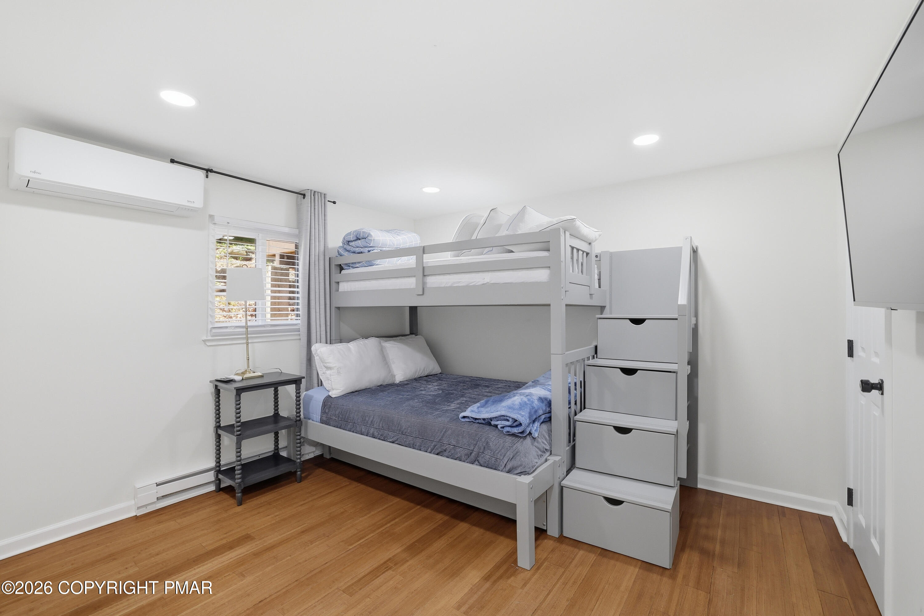 28 Middle Village Way Property Photo 22