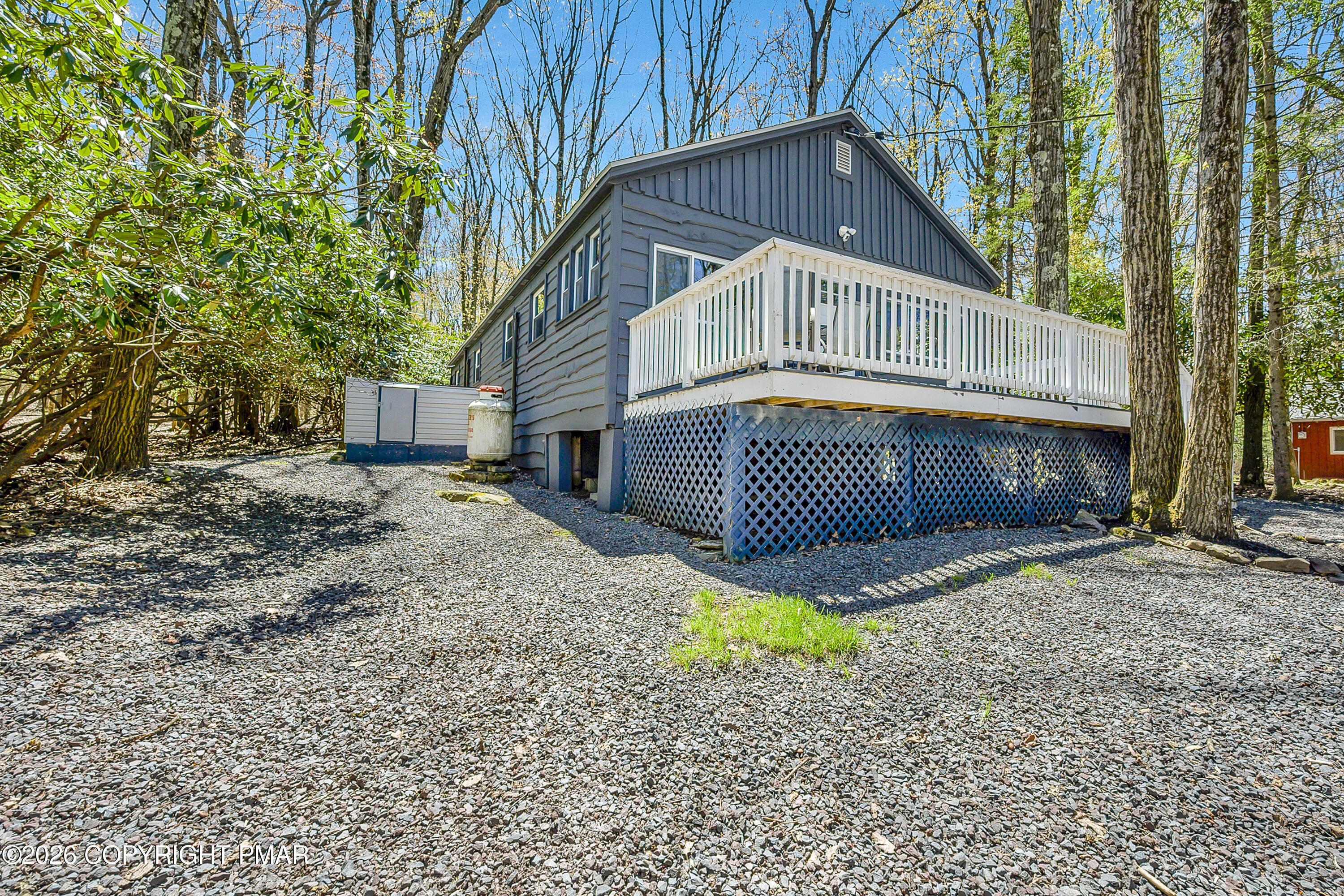 29 Lakeview Drive Property Photo 4