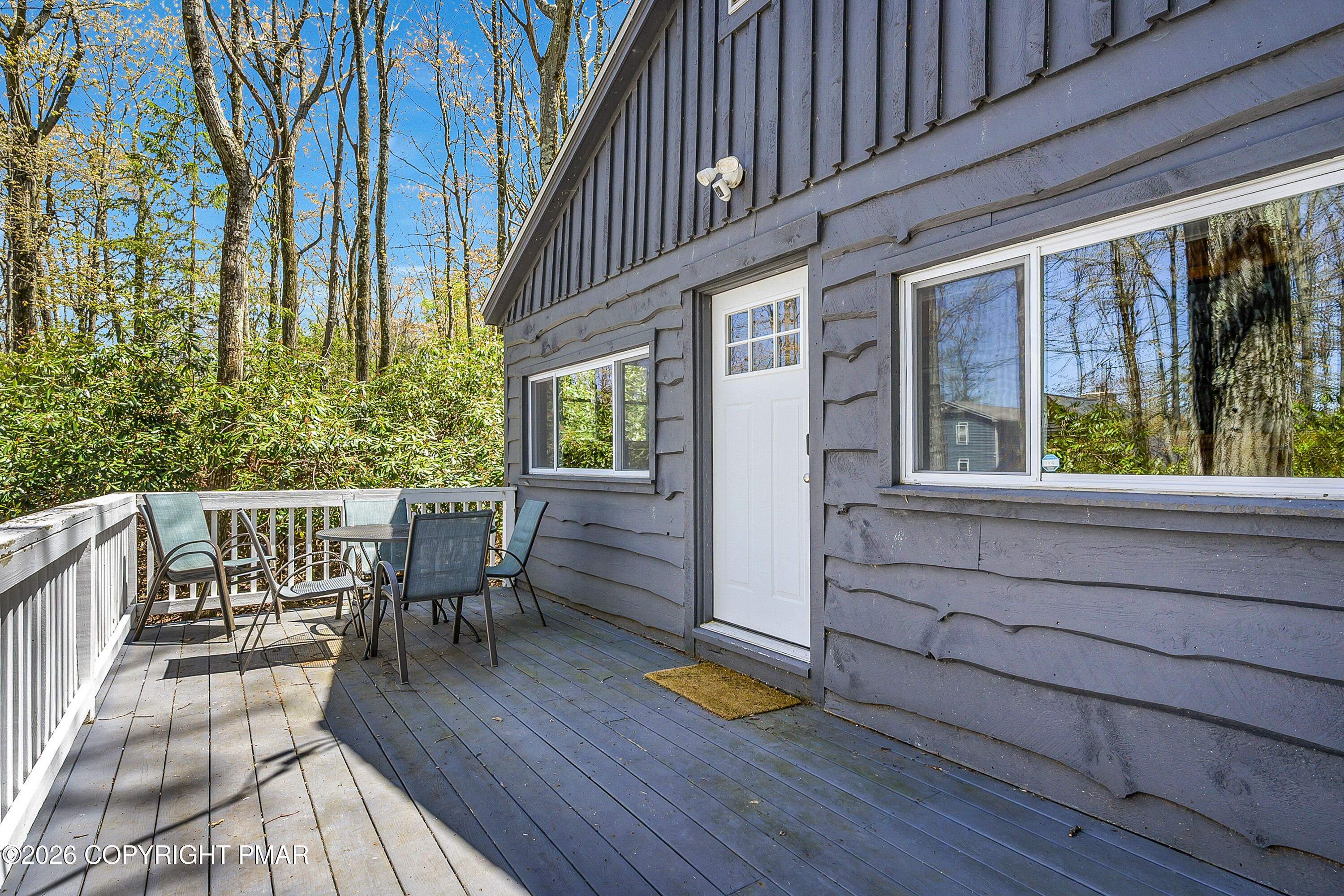 29 Lakeview Drive Property Photo 9