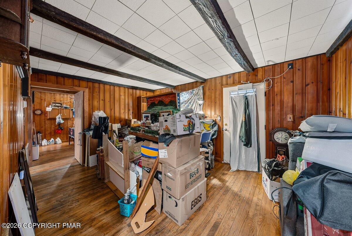 648 Burger Hollow Road Property Photo 9