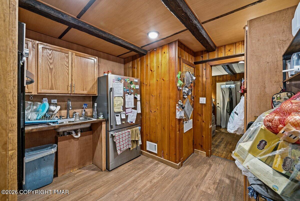 648 Burger Hollow Road Property Photo 16