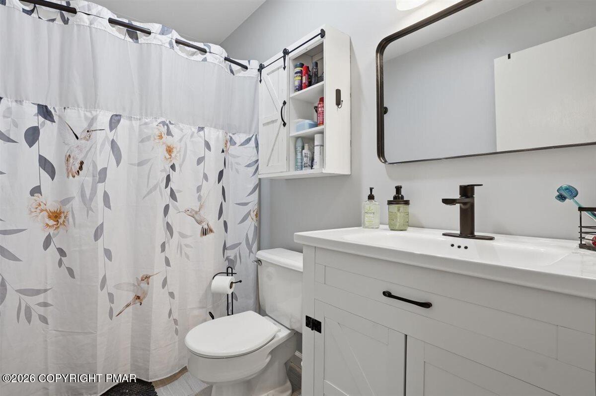 54 Berry Lane Property Photo 18