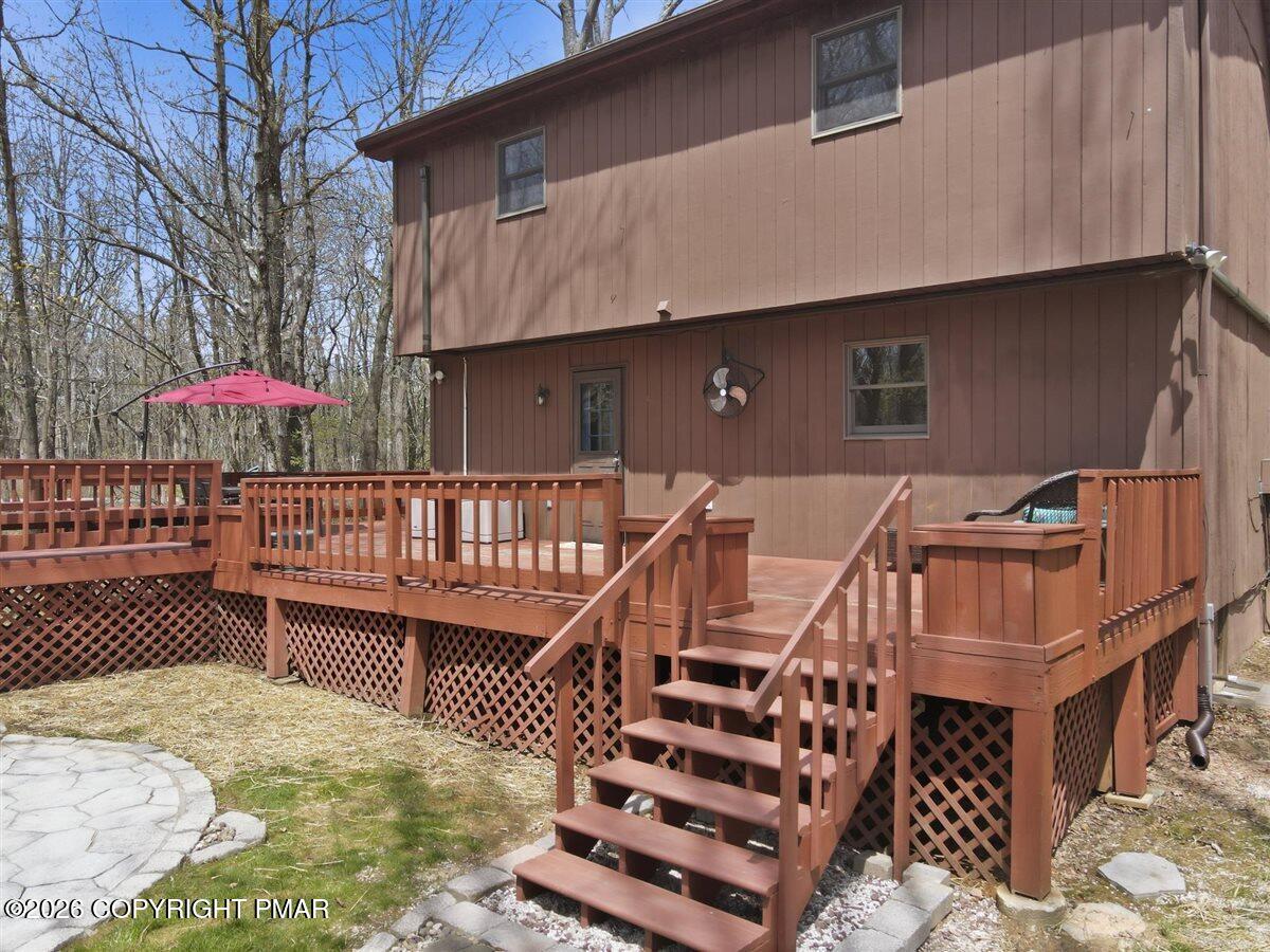 54 Berry Lane Property Photo 28