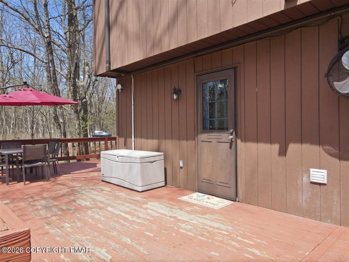 54 Berry Lane Property Photo 29