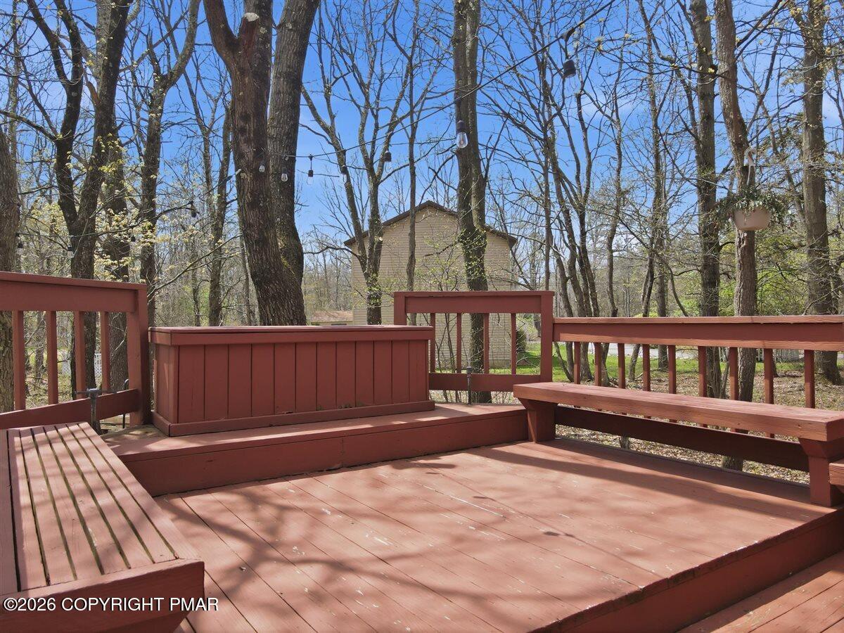 54 Berry Lane Property Photo 31