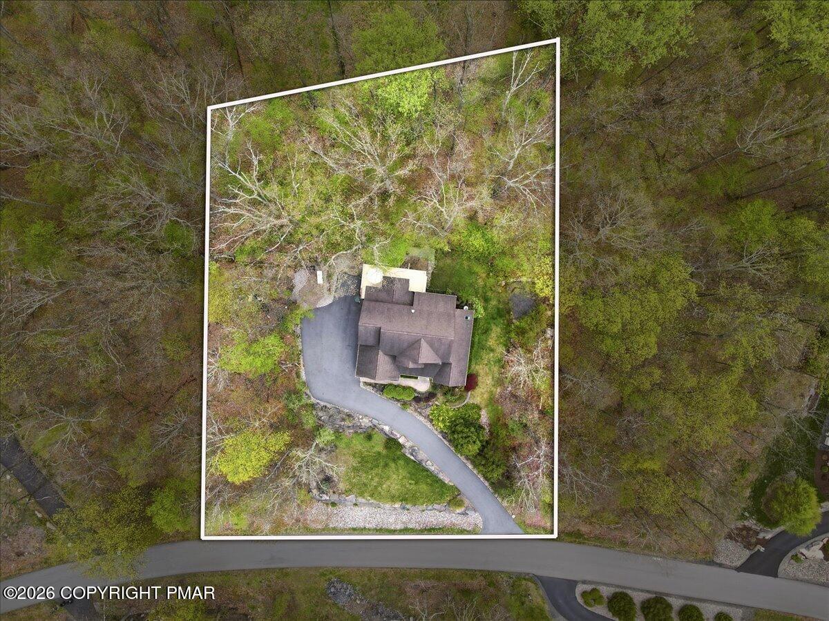 917 Mckinley Way Property Photo 3