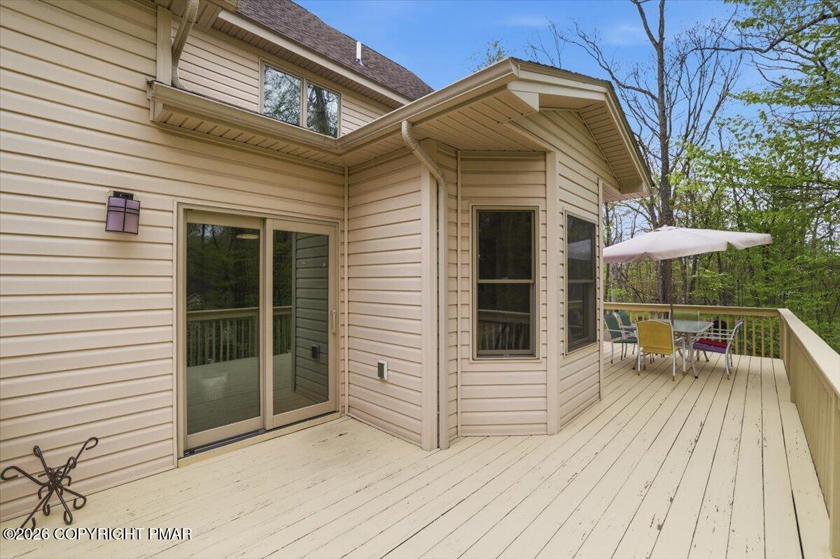 917 Mckinley Way Property Photo 19