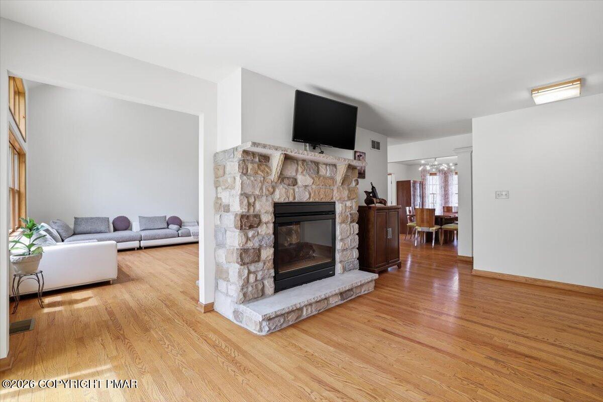 917 Mckinley Way Property Photo 53