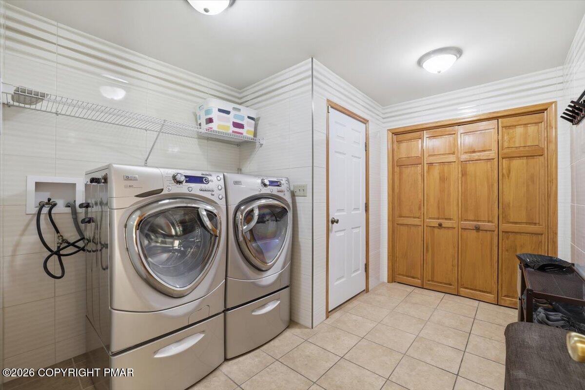 917 Mckinley Way Property Photo 74