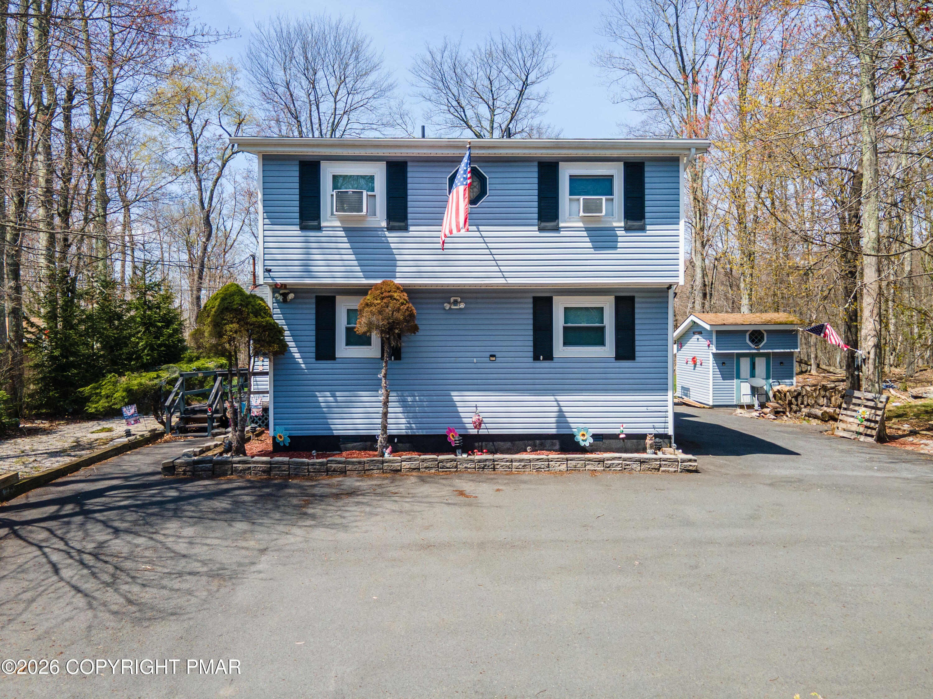 945 Country Place Drive Property Photo 1