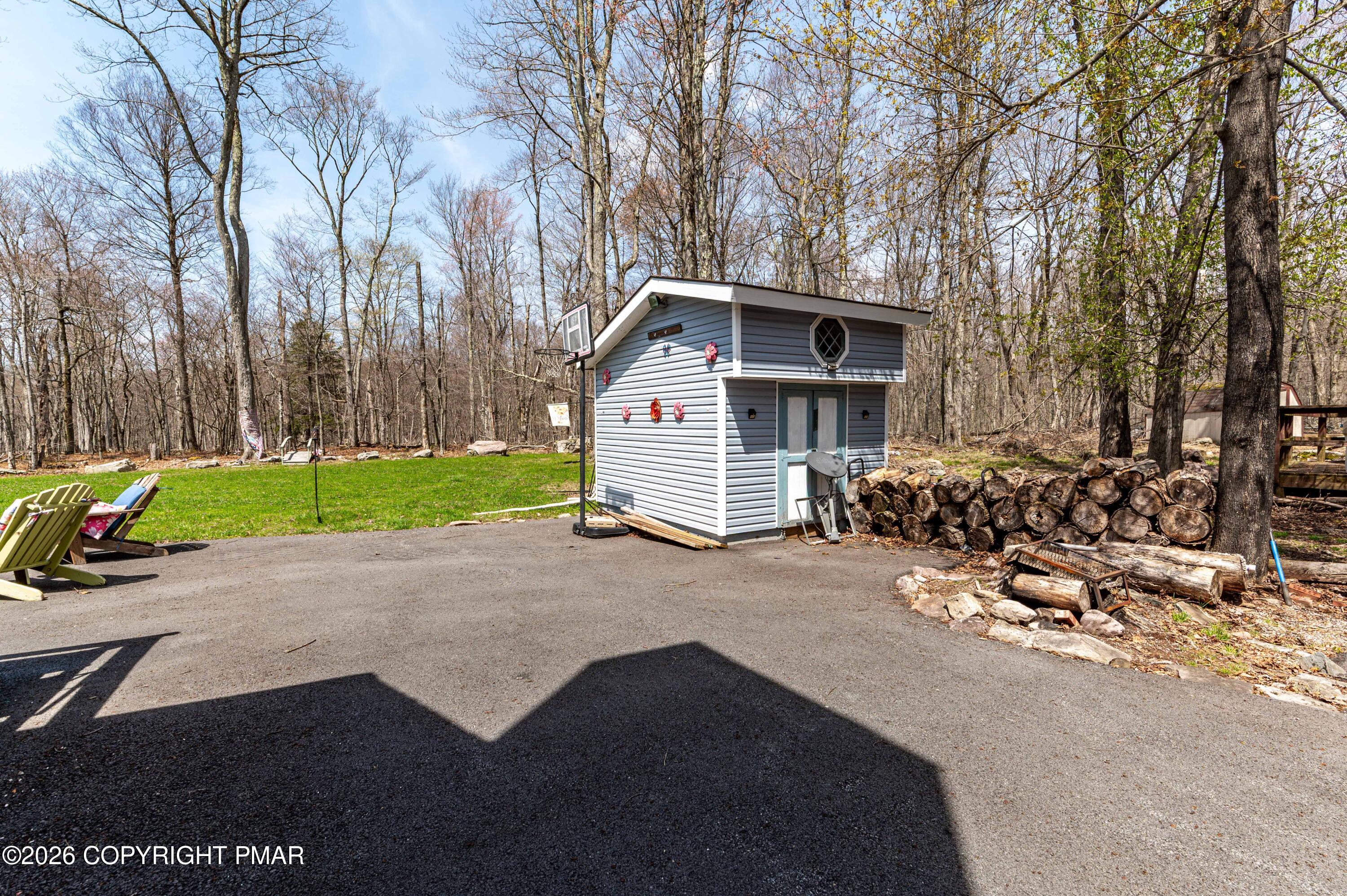 945 Country Place Drive Property Photo 32