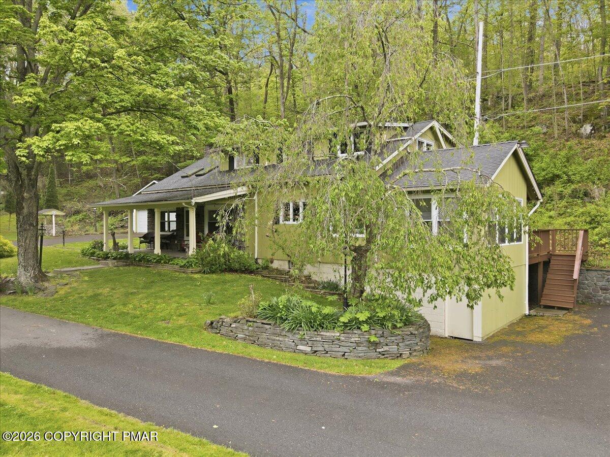 113 Joseph Lane Property Photo 23