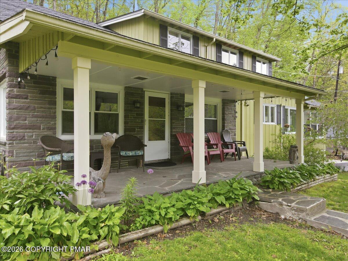 113 Joseph Lane Property Photo 27