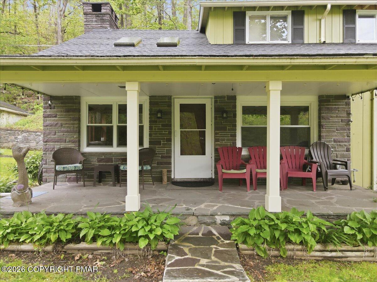 113 Joseph Lane Property Photo 28