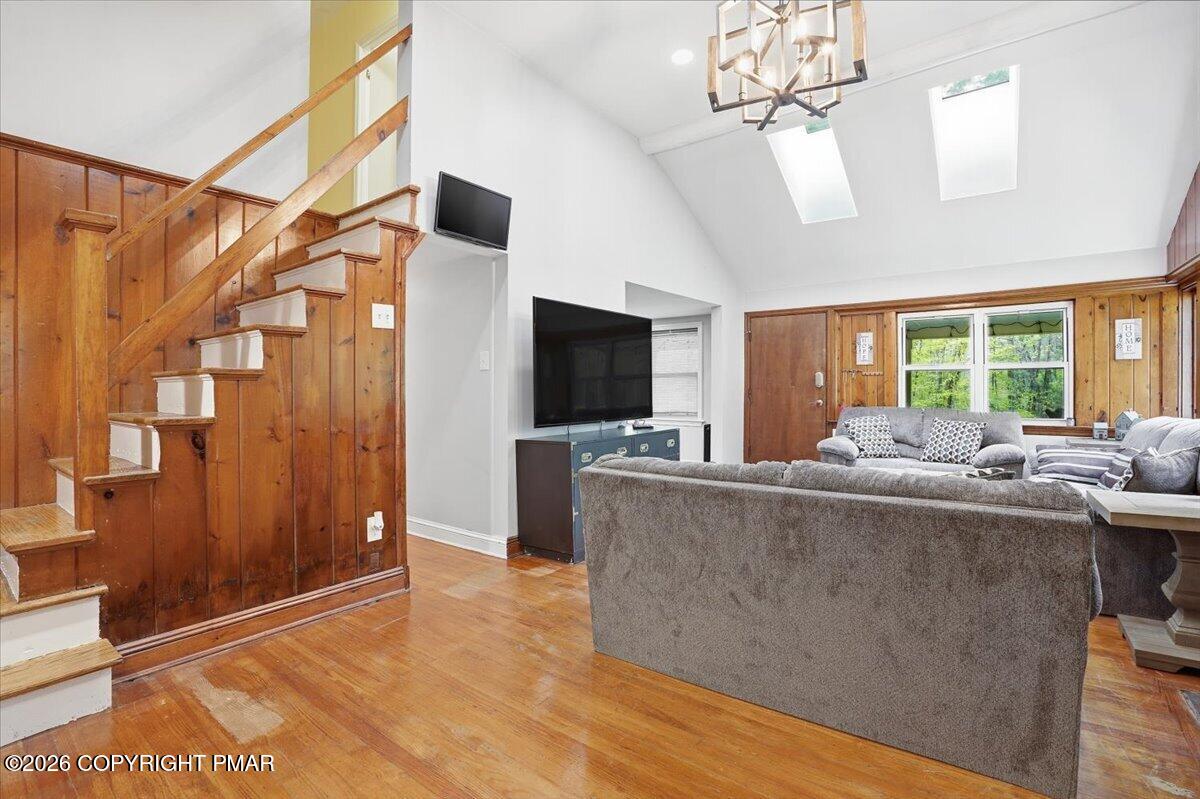 113 Joseph Lane Property Photo 33