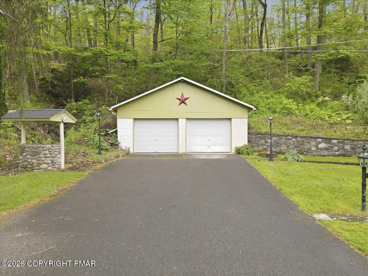 113 Joseph Lane Property Photo 78