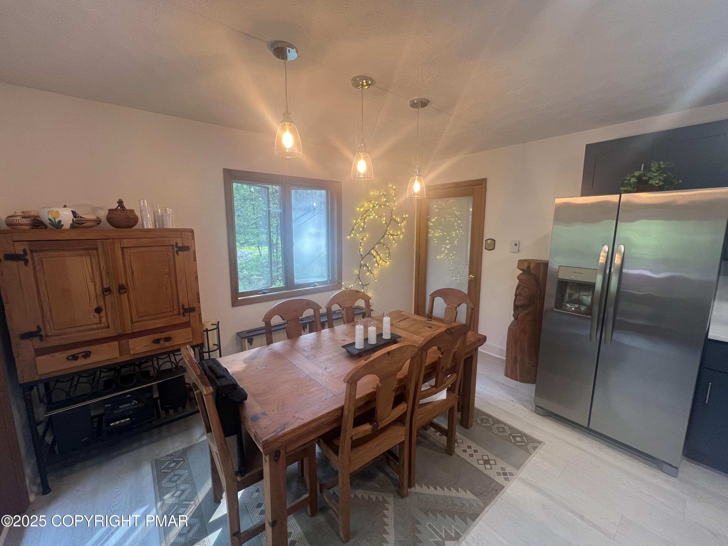 4126 Firefly Court Property Photo 8