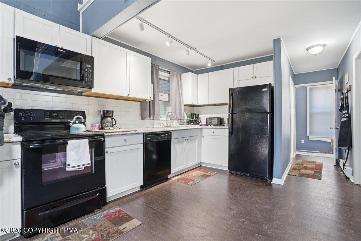 1330 Hilltop Drive Property Photo 13