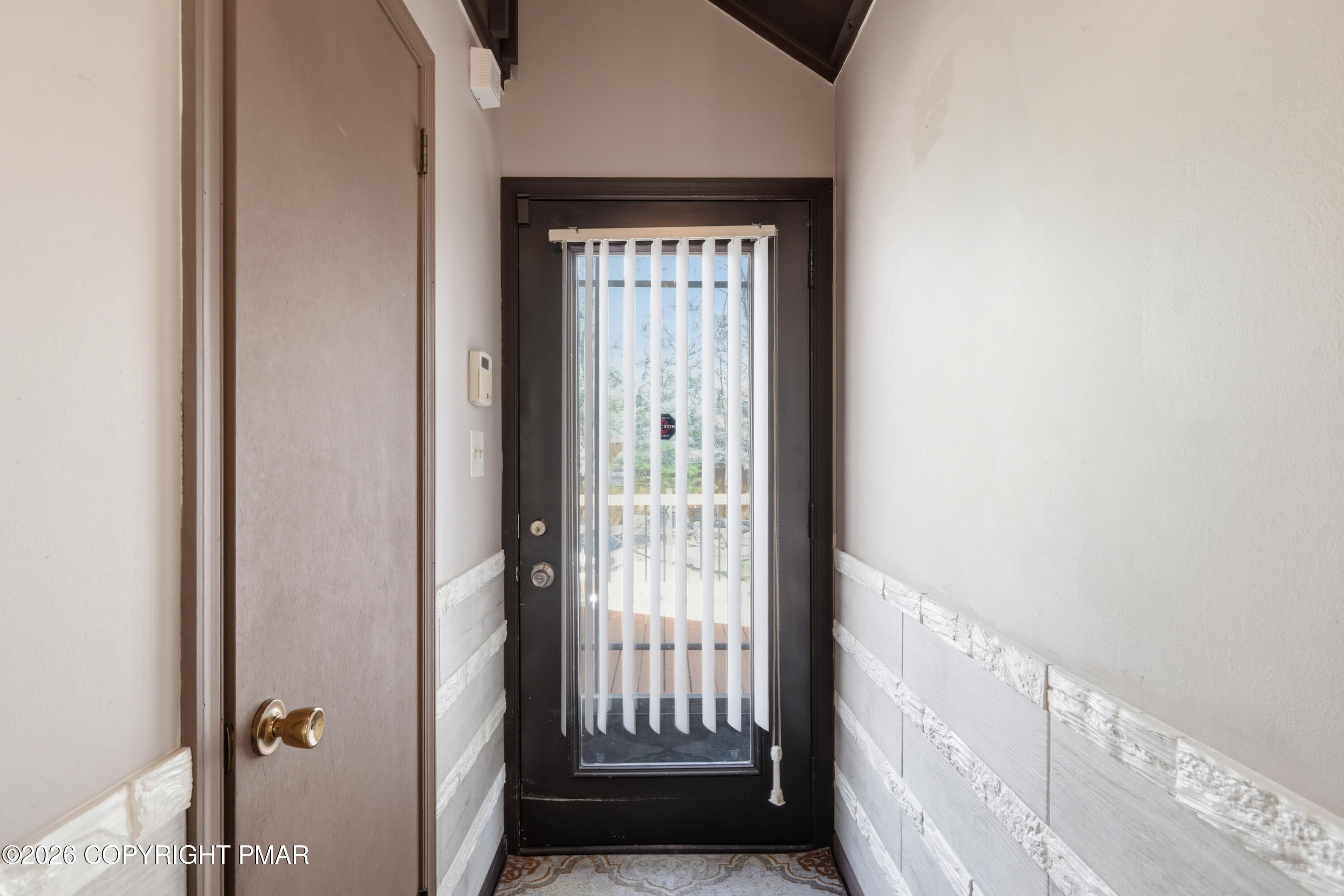 307 Forest Drive Property Photo 6