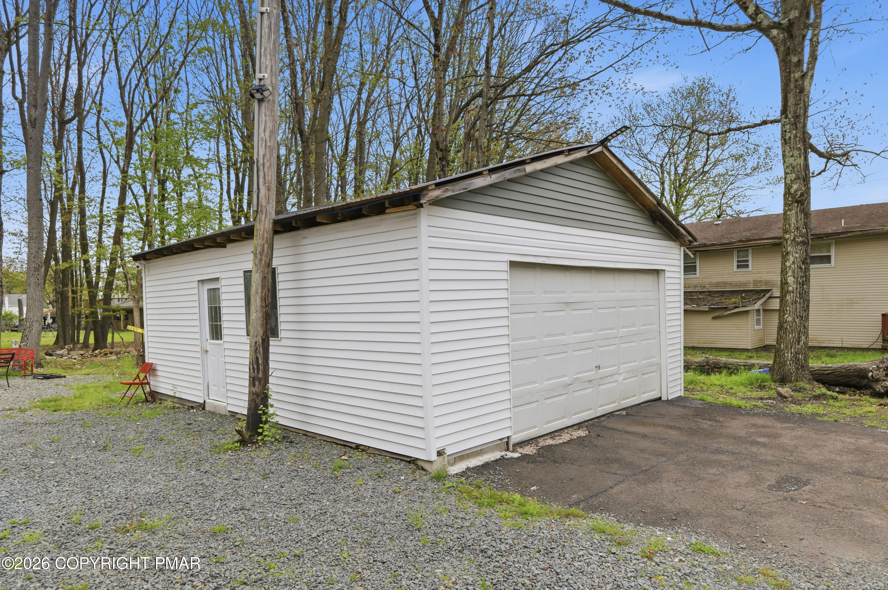 1108 Colt Lane Property Photo 4