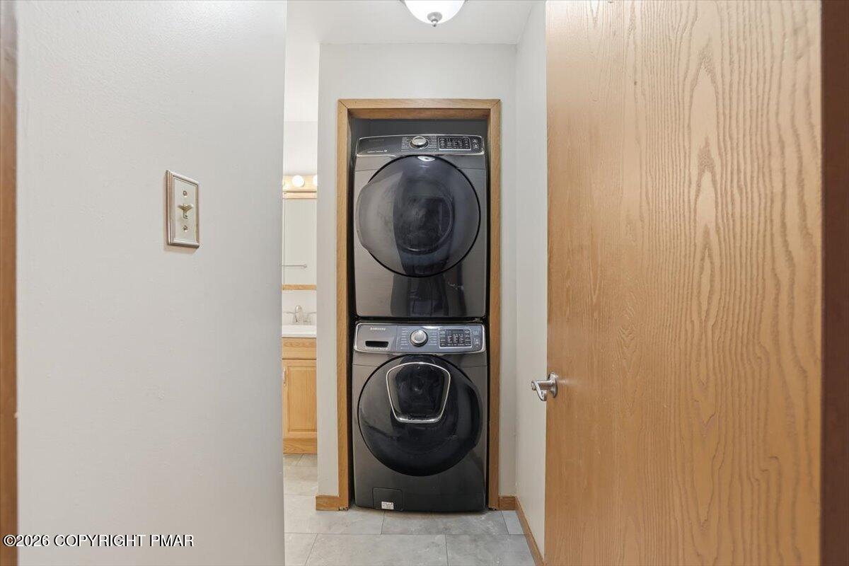 227 Sedburgh Court Property Photo 21