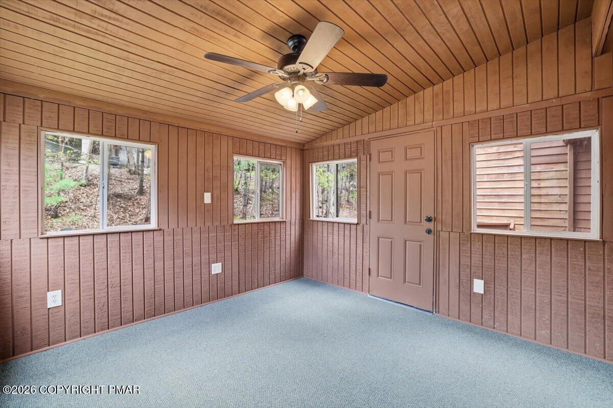 227 Sedburgh Court Property Photo 23
