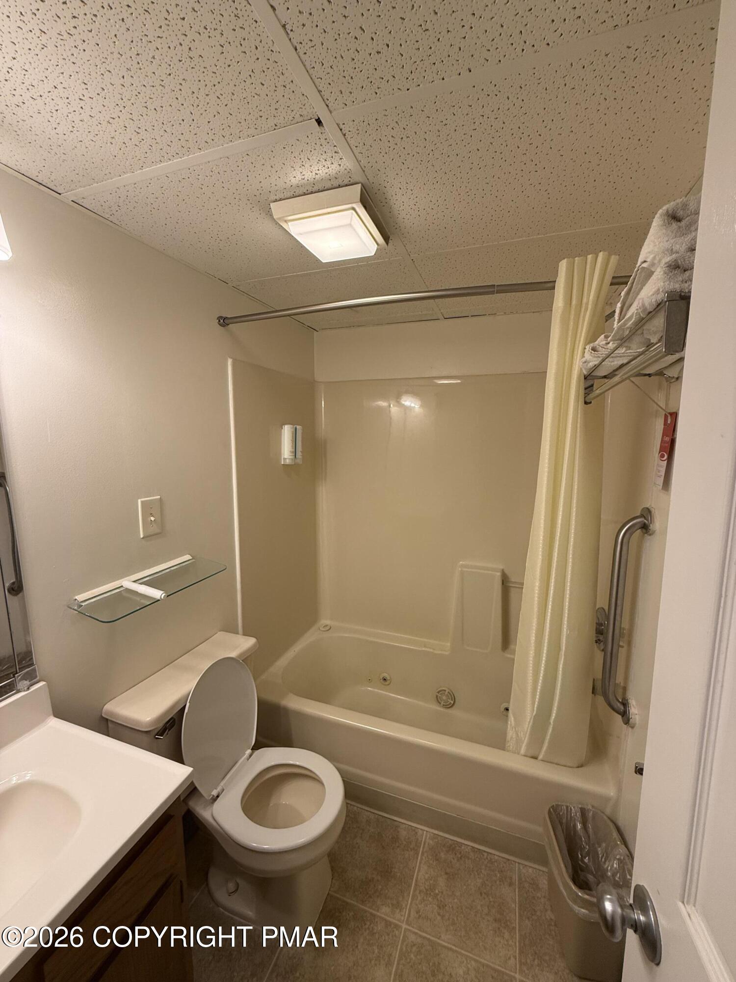 981 State Route 940 Property Photo 10