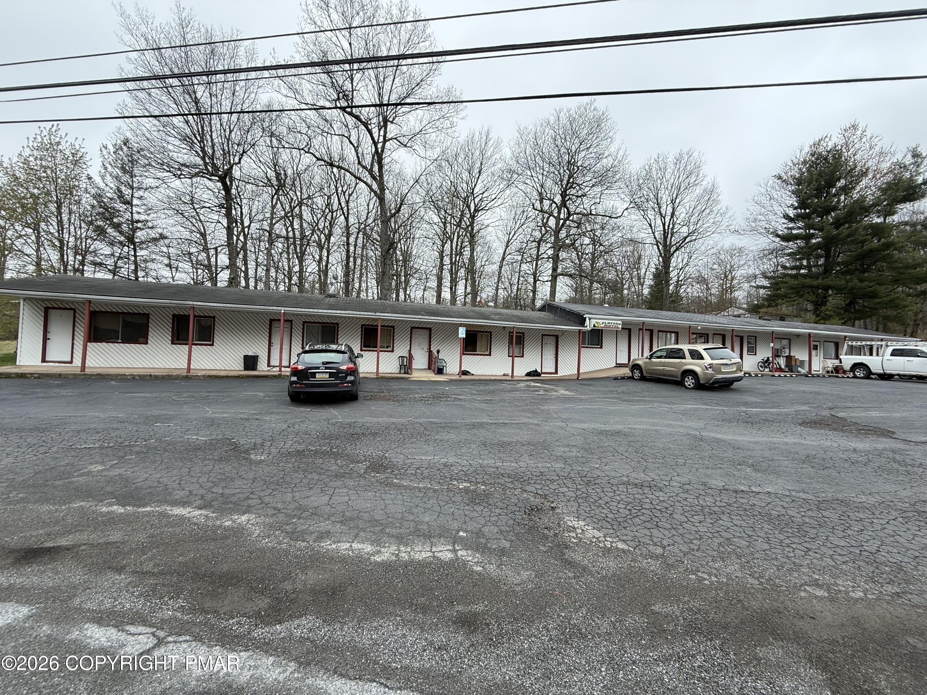995 State Route 940 Property Photo 4
