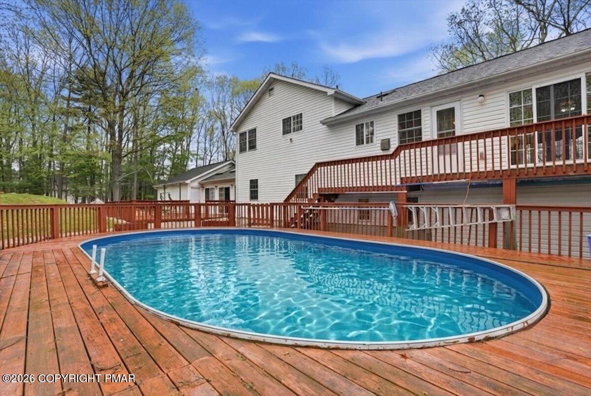 349 Bumble Bee Pass Property Photo 2