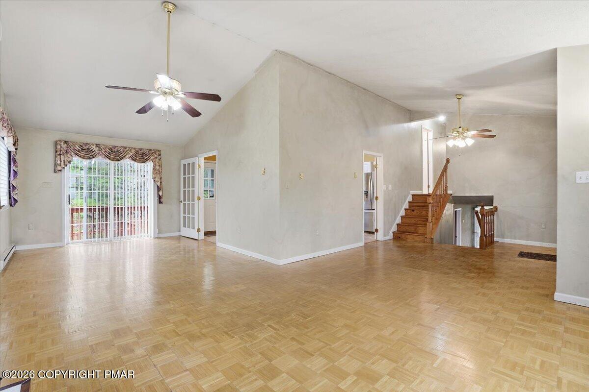 349 Bumble Bee Pass Property Photo 21