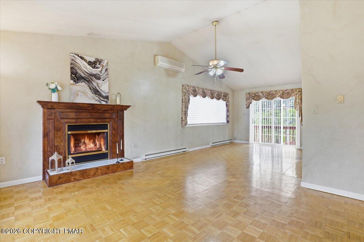 349 Bumble Bee Pass Property Photo 23