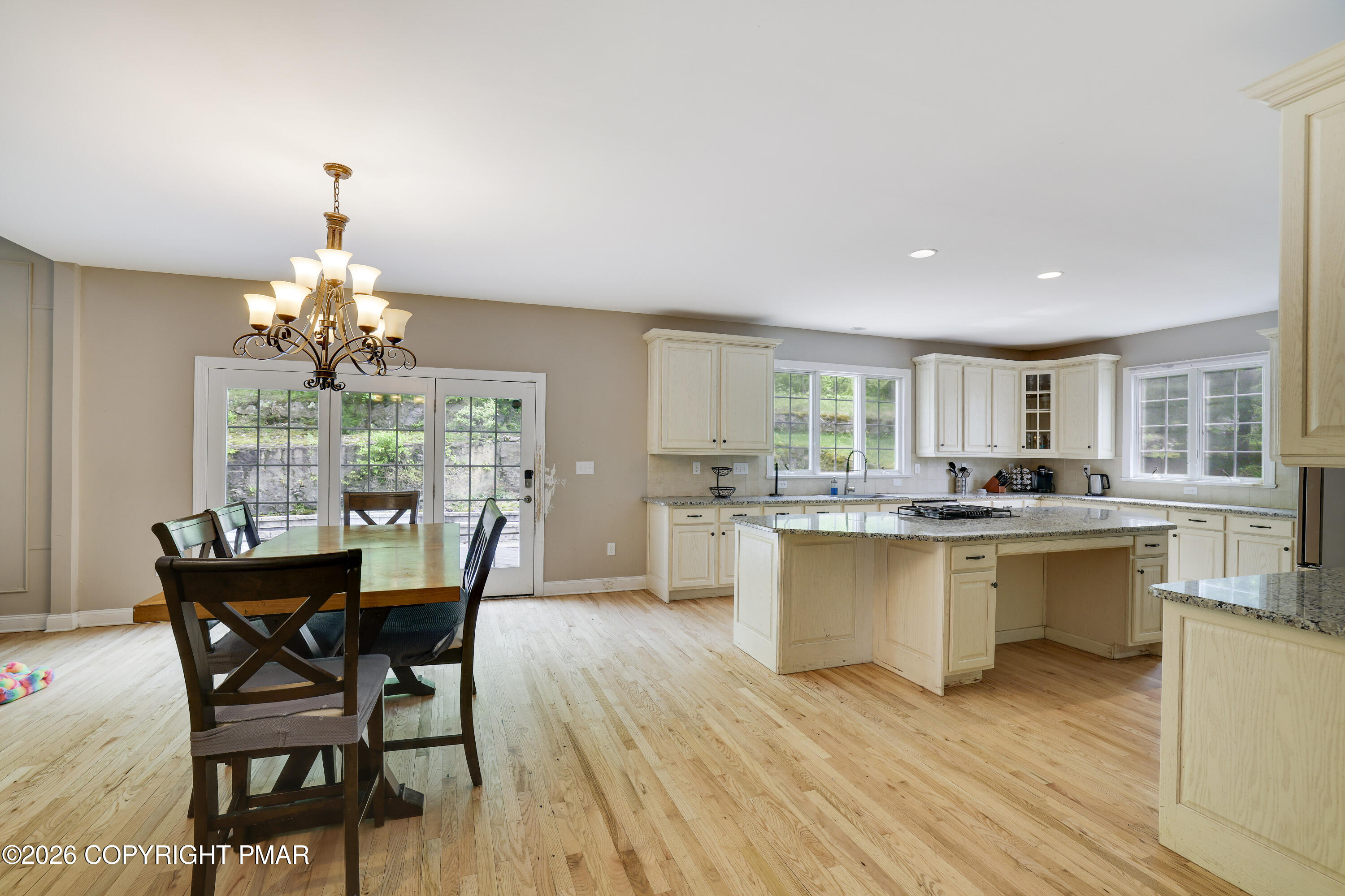 258 Rising Meadow Way Property Photo 18