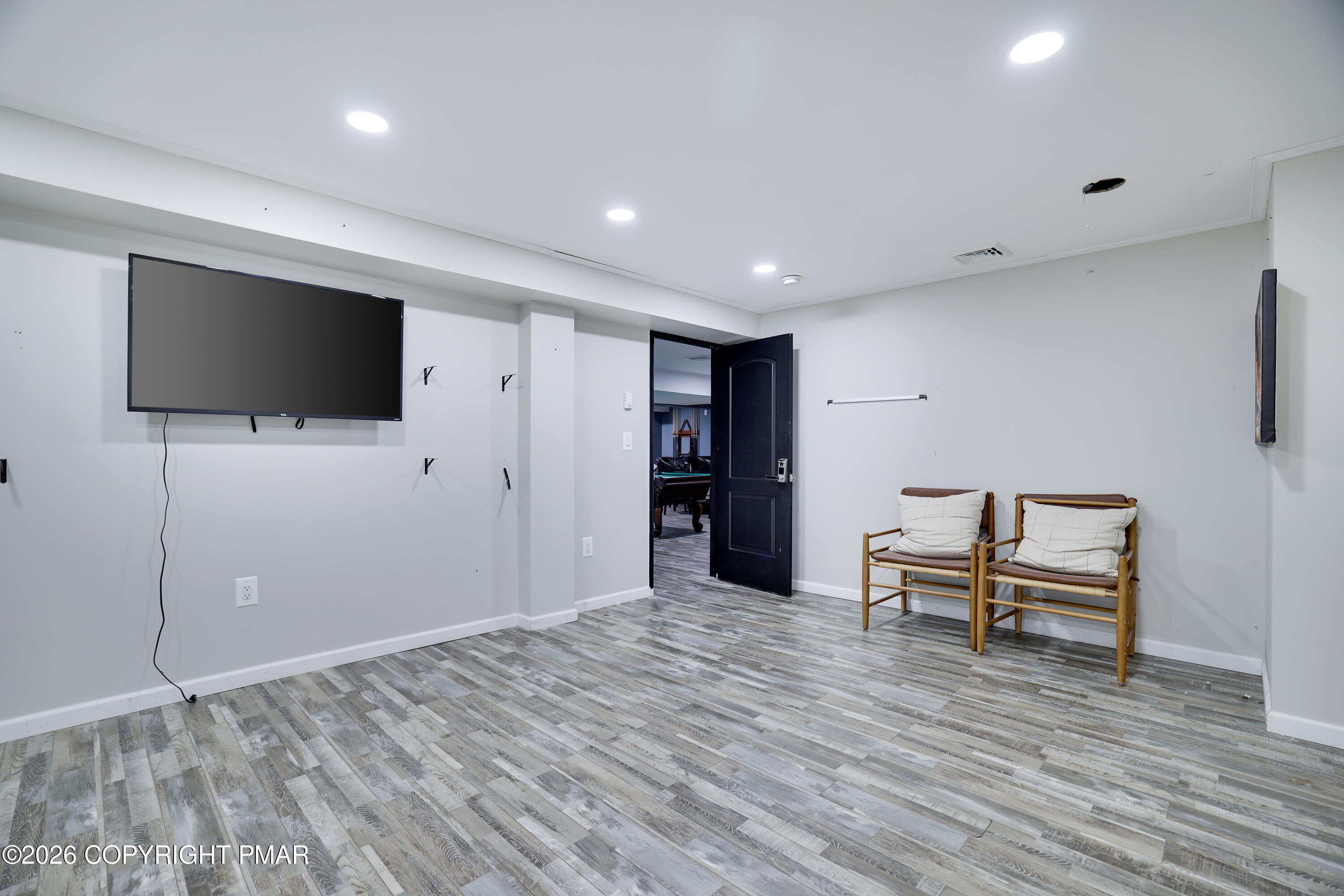 258 Rising Meadow Way Property Photo 48