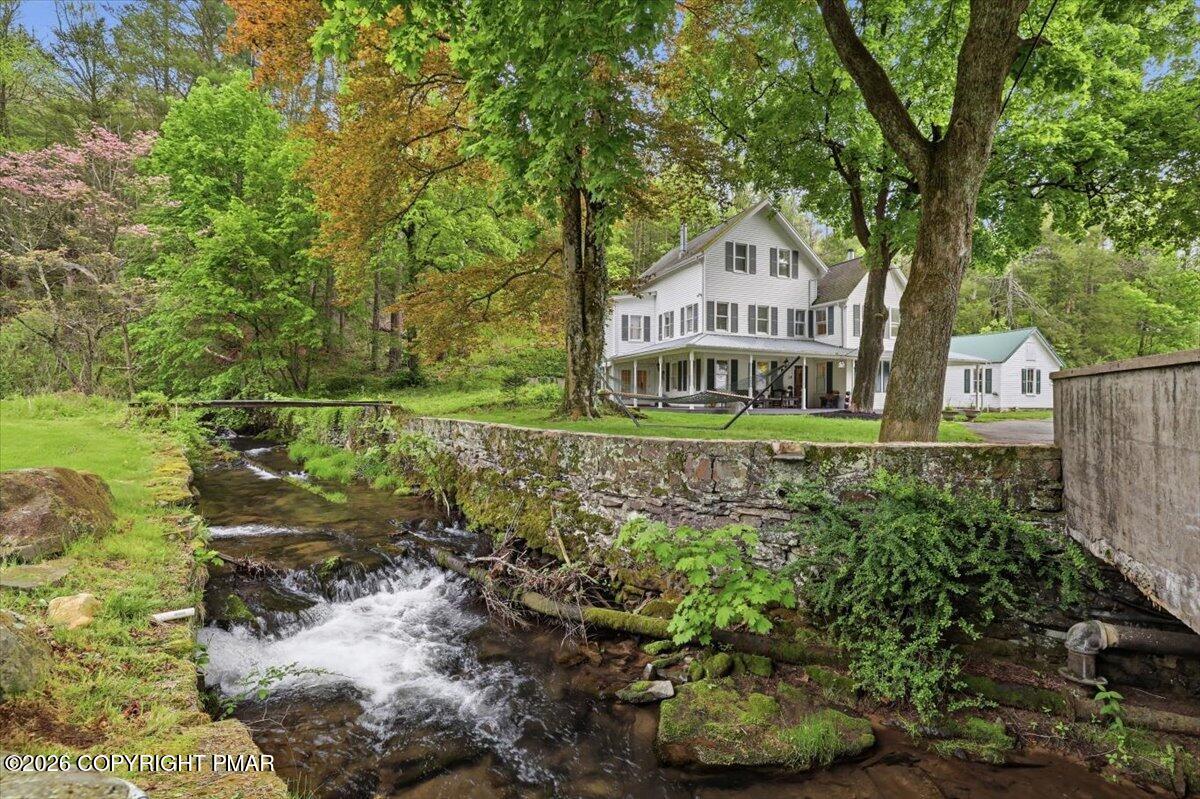 3585 Fairyland Road Property Photo 4