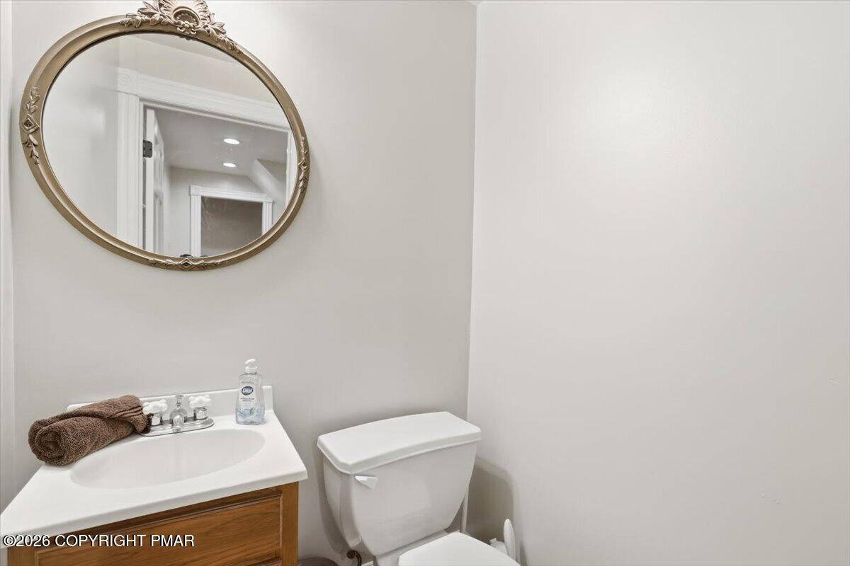 3585 Fairyland Road Property Photo 43