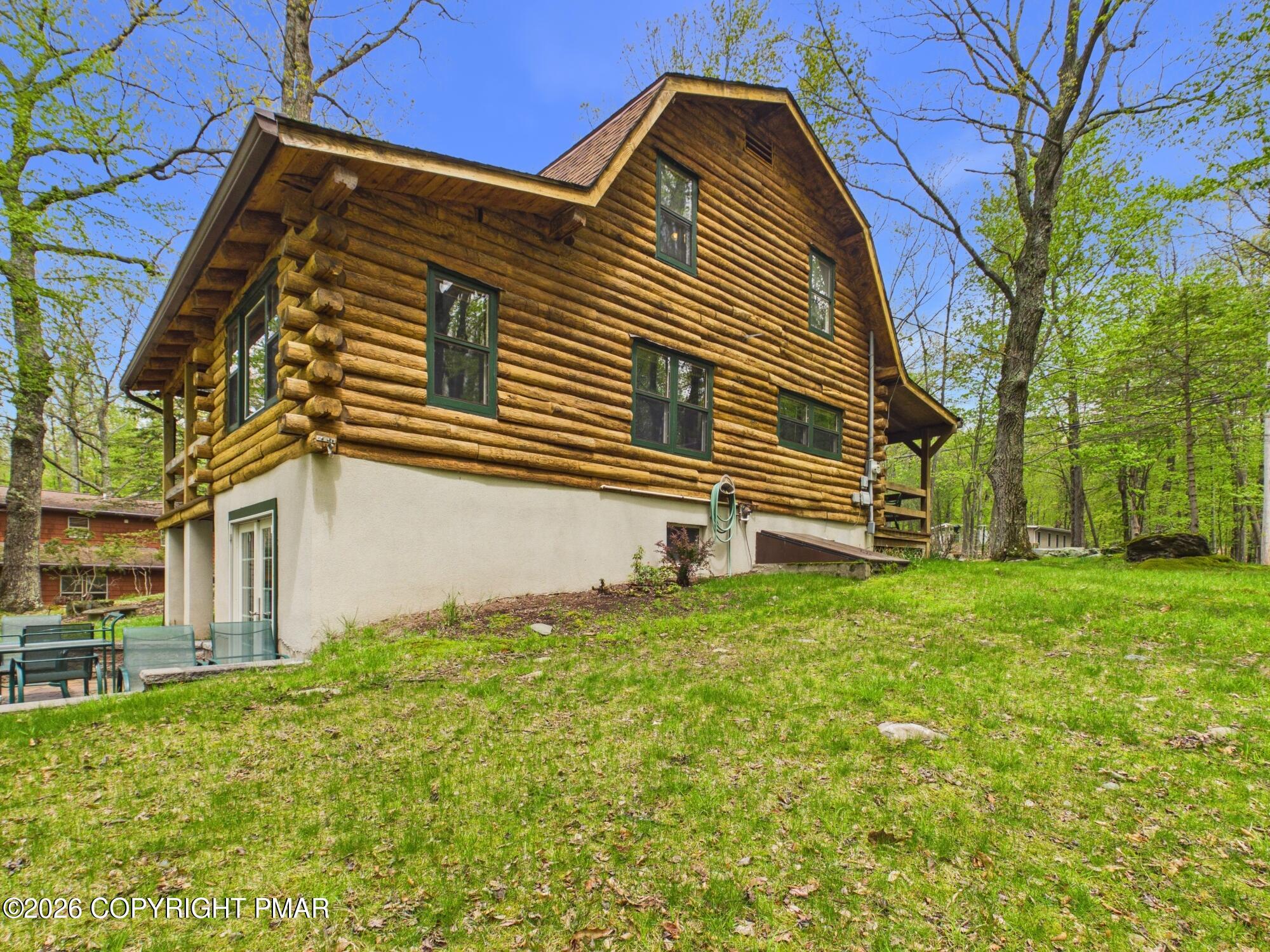 69 E Shore Drive Property Photo 5