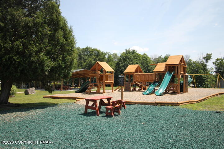 69 E Shore Drive Property Photo 65