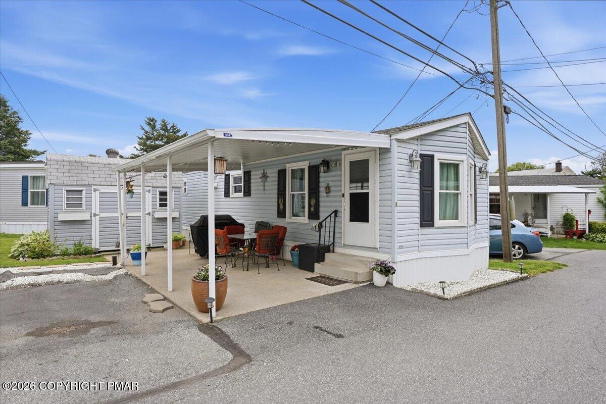 3350 5 Airport Road Property Photo 2