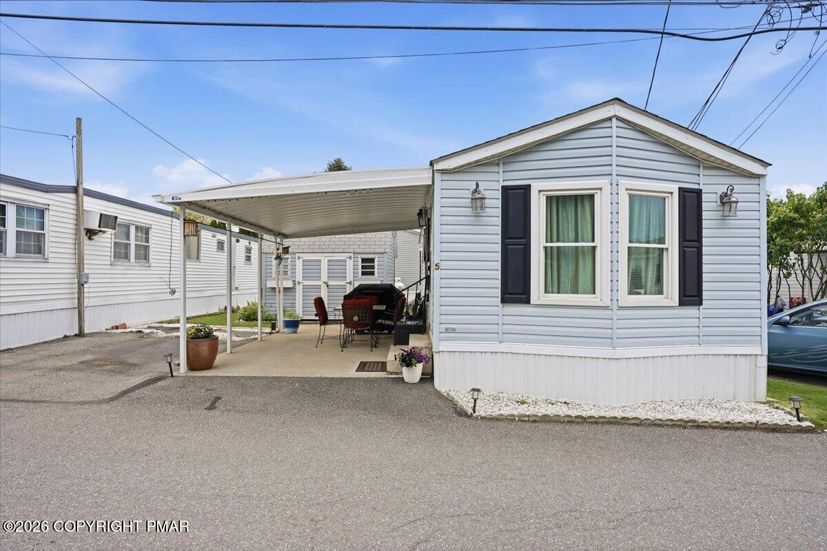 3350 5 Airport Road Property Photo 4