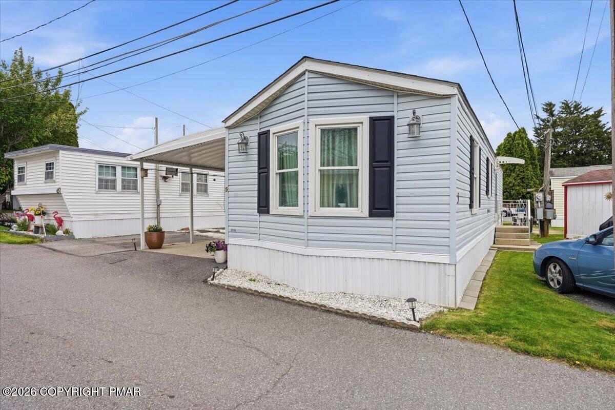 3350 5 Airport Road Property Photo 6