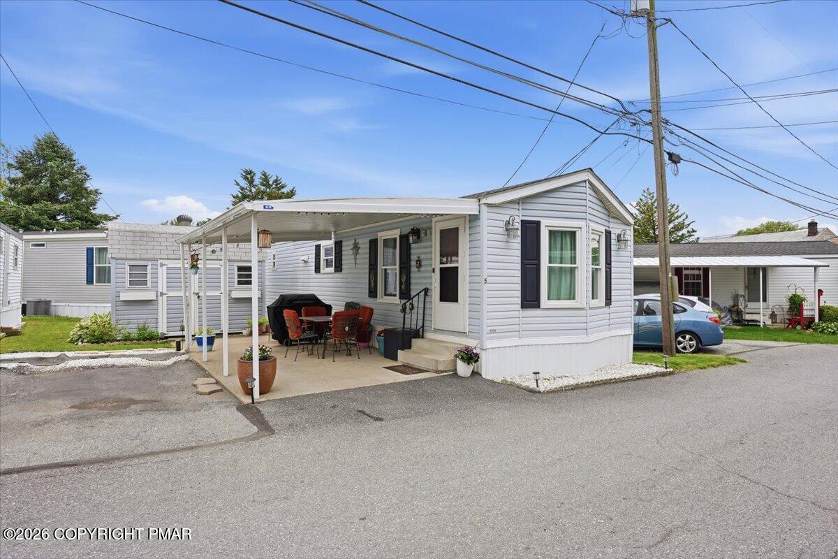 3350 5 Airport Road Property Photo 7