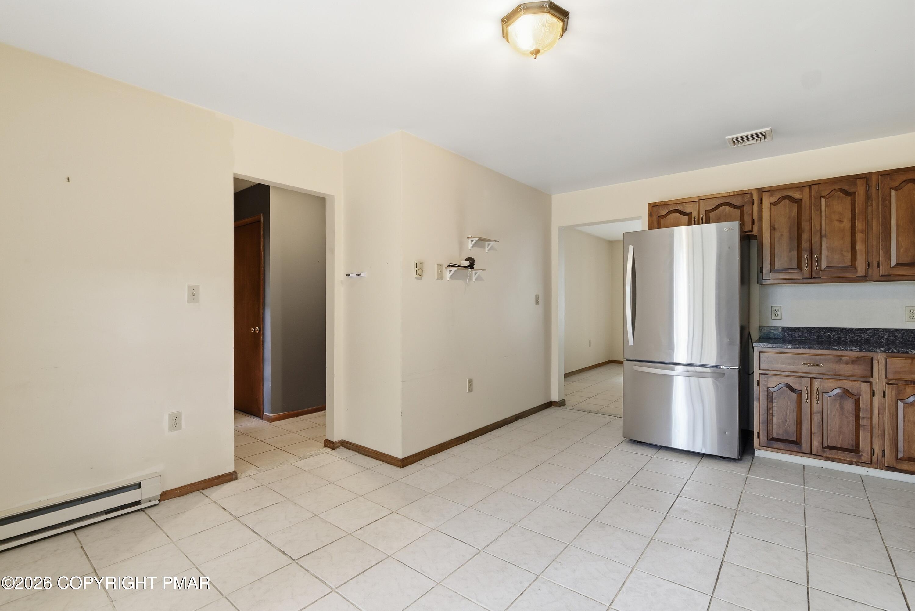 2327 Woodcrest Drive Property Photo 13