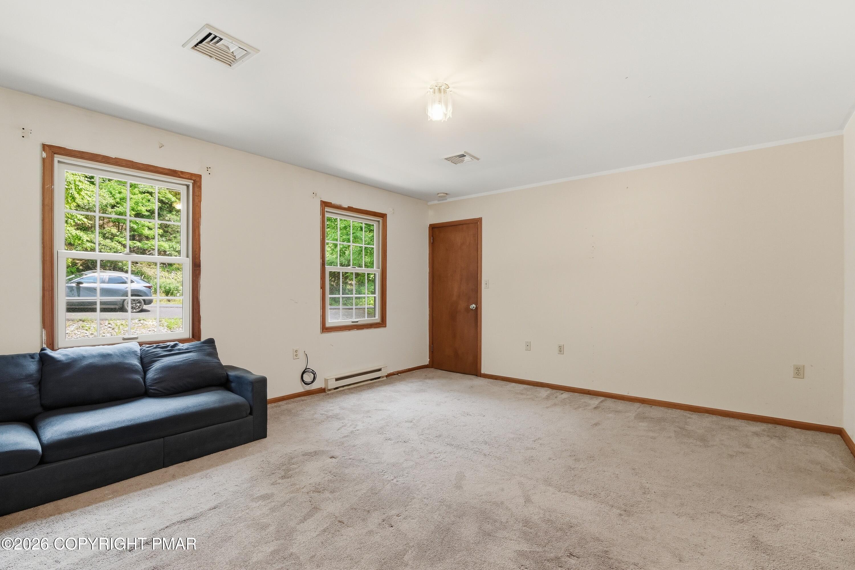 2327 Woodcrest Drive Property Photo 25