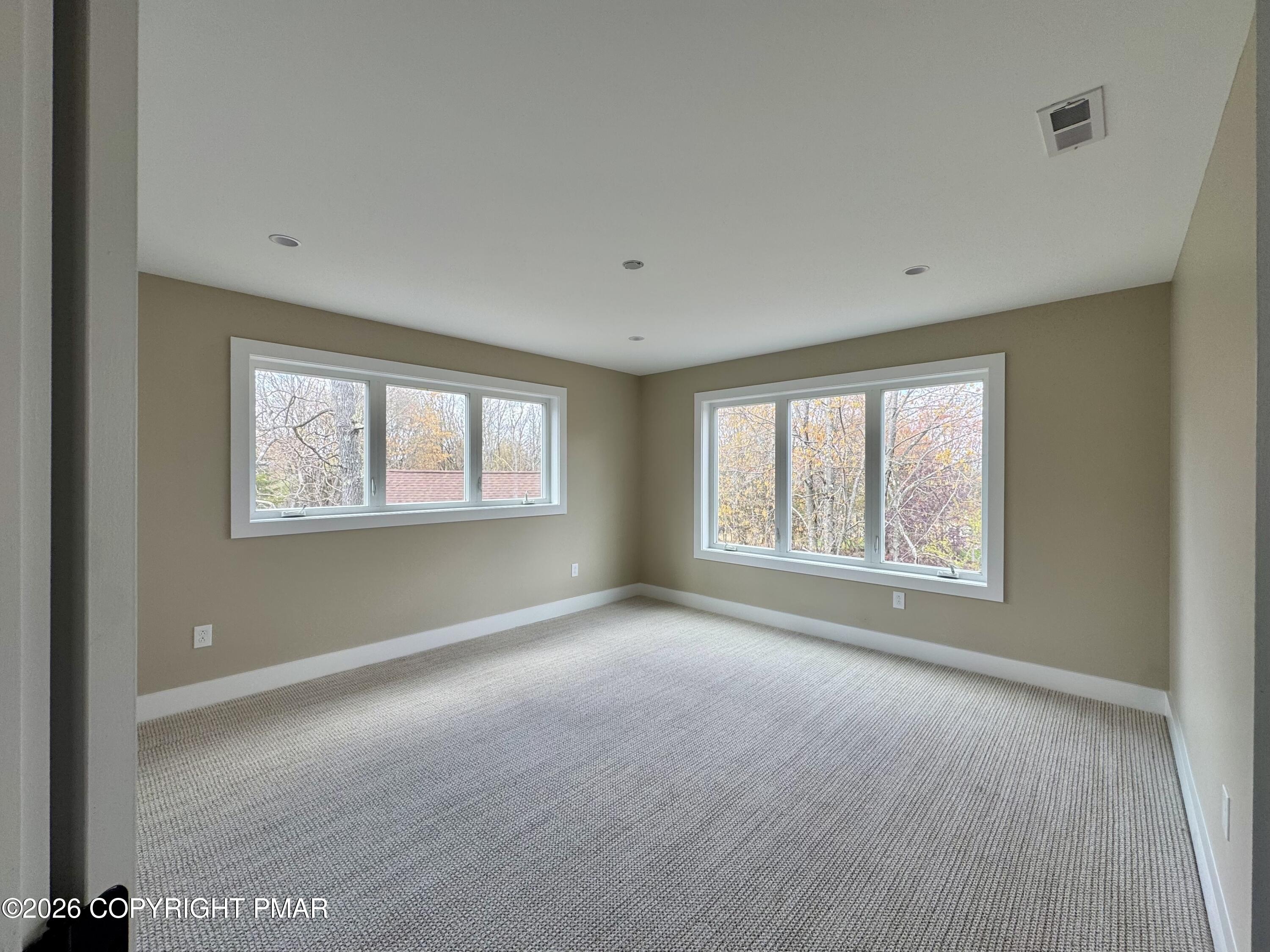 101 Lindbergh Circle Property Photo 29