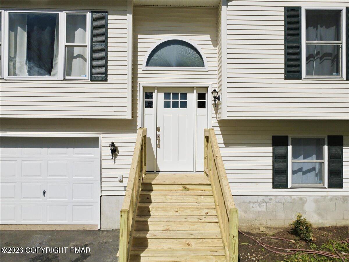 2108 Freedom Way Property Photo 7