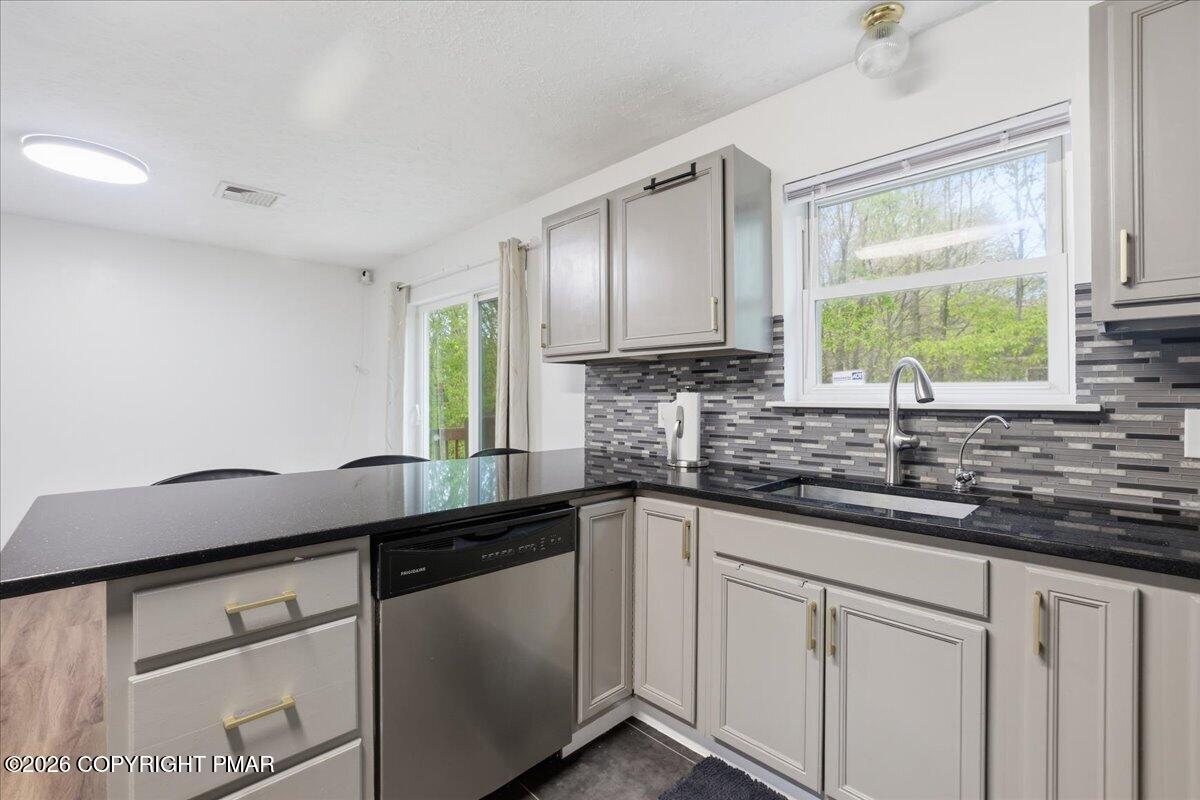 2108 Freedom Way Property Photo 24