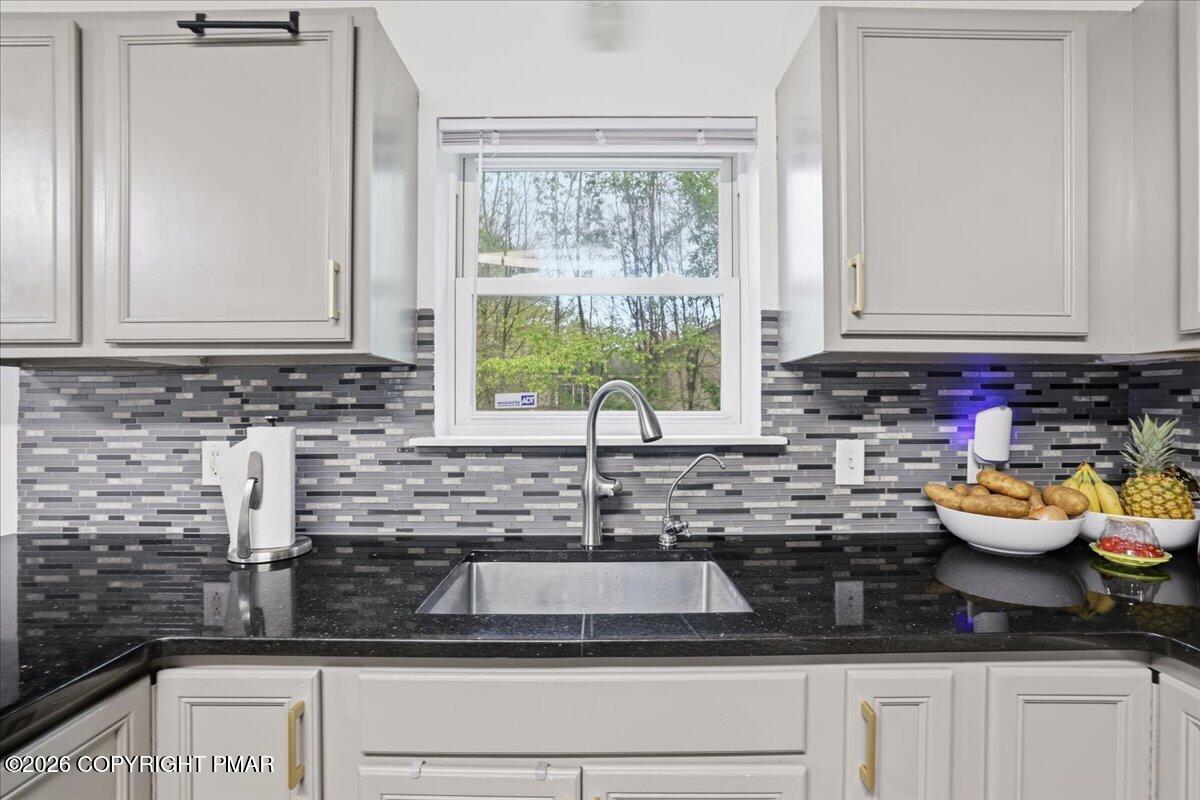 2108 Freedom Way Property Photo 25
