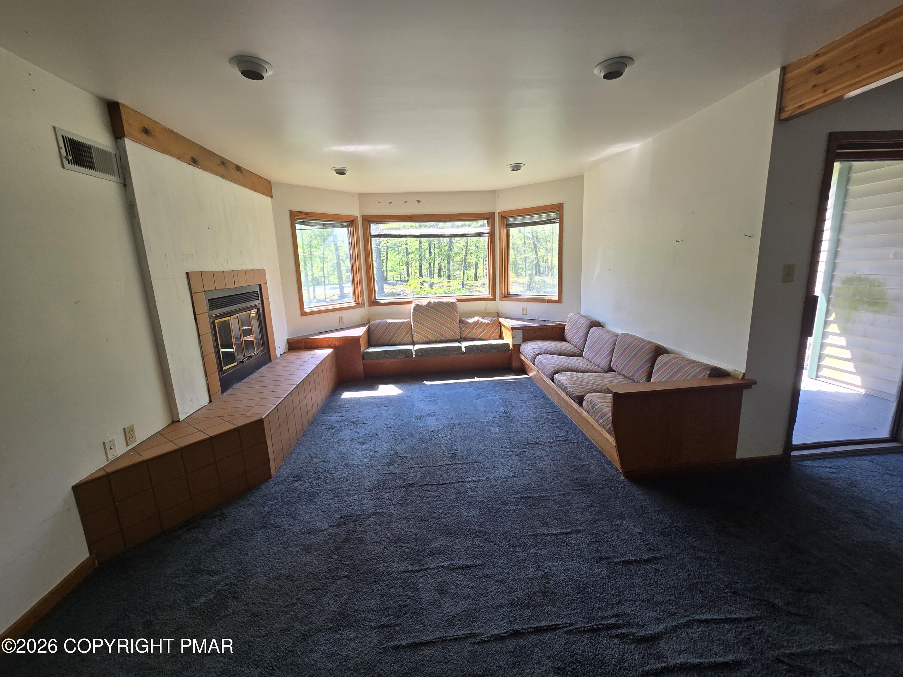 338 Hollow Road Property Photo 6