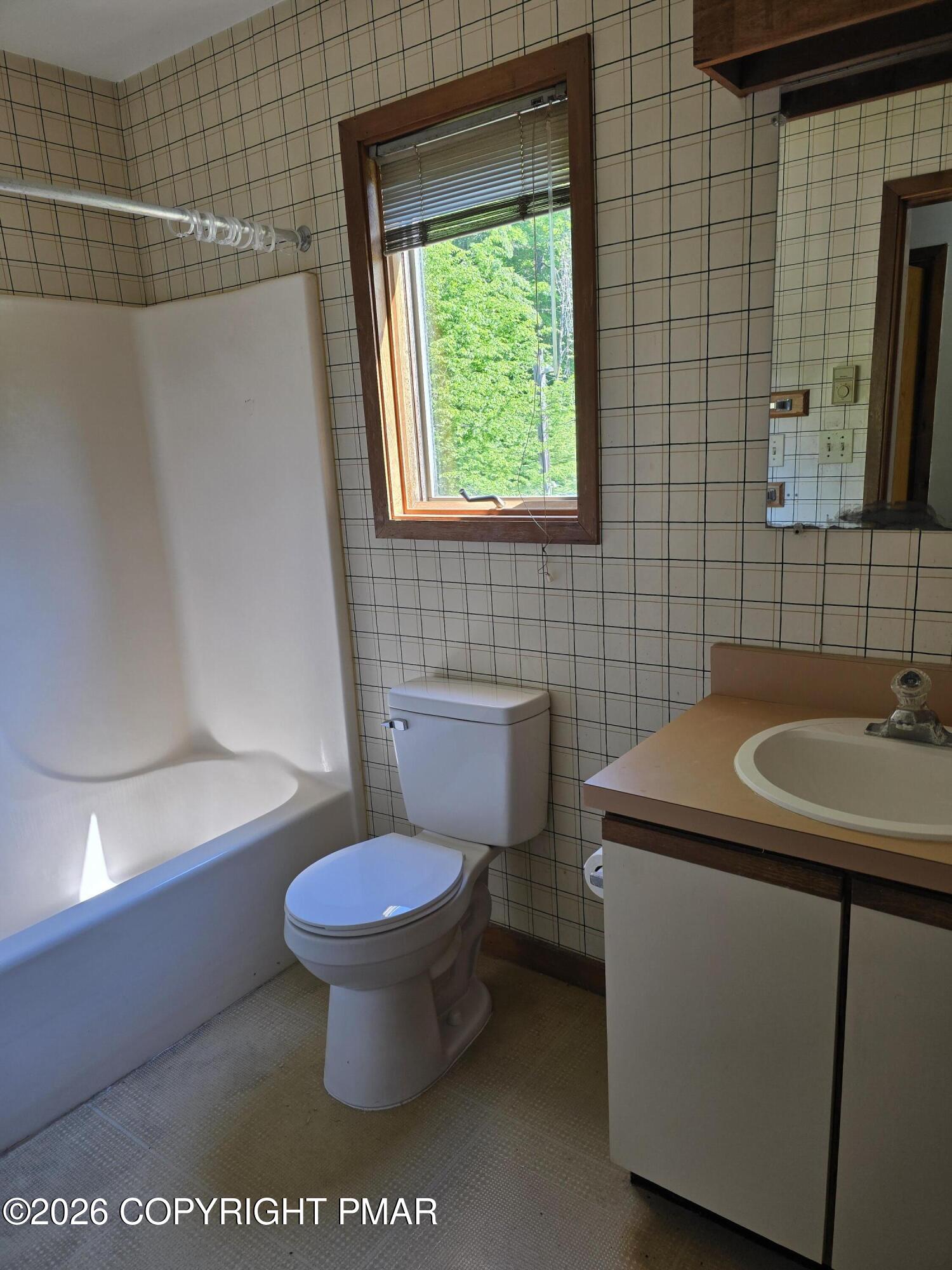 338 Hollow Road Property Photo 12
