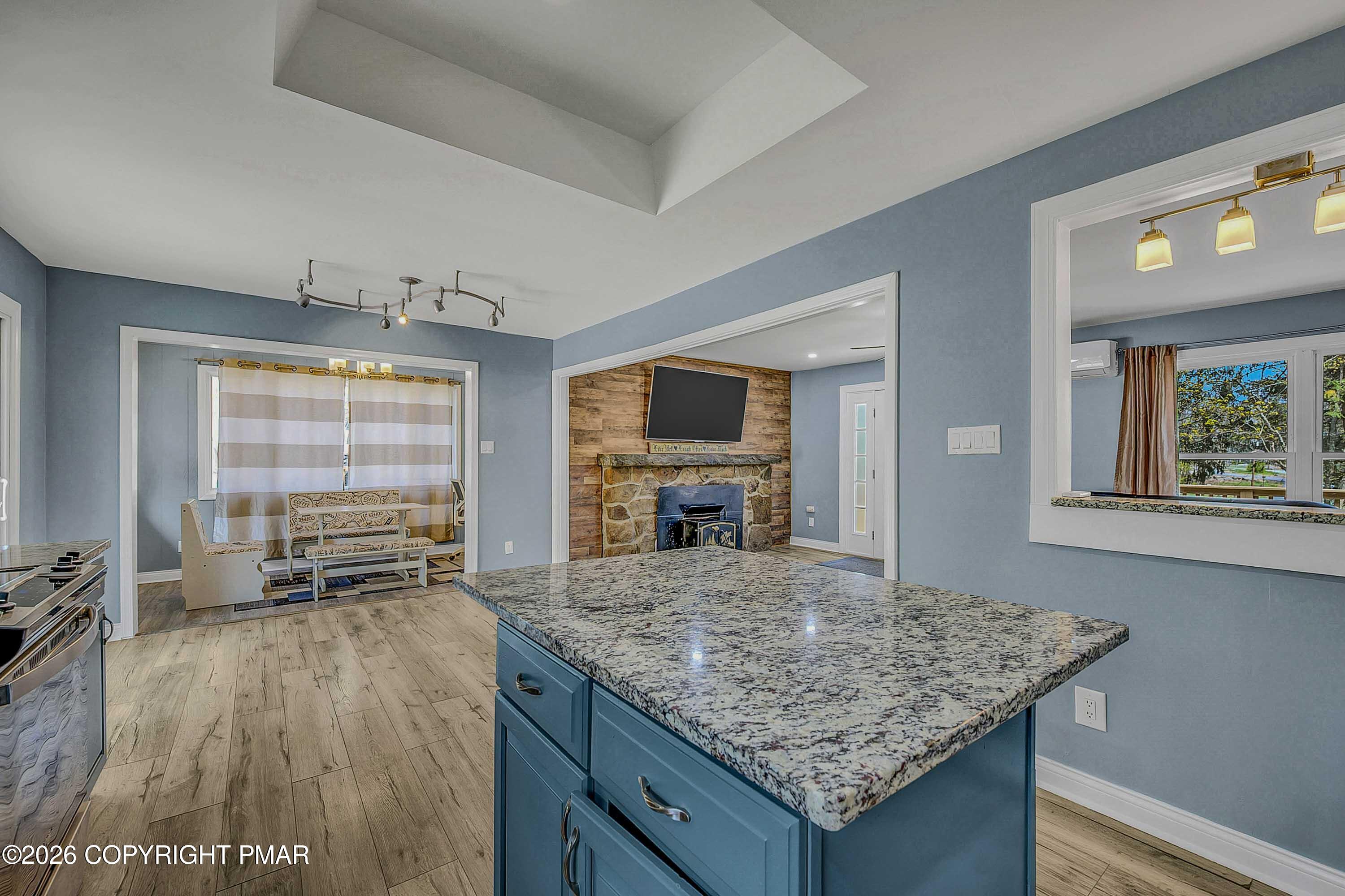 287 Lakeview Drive W Property Photo 11